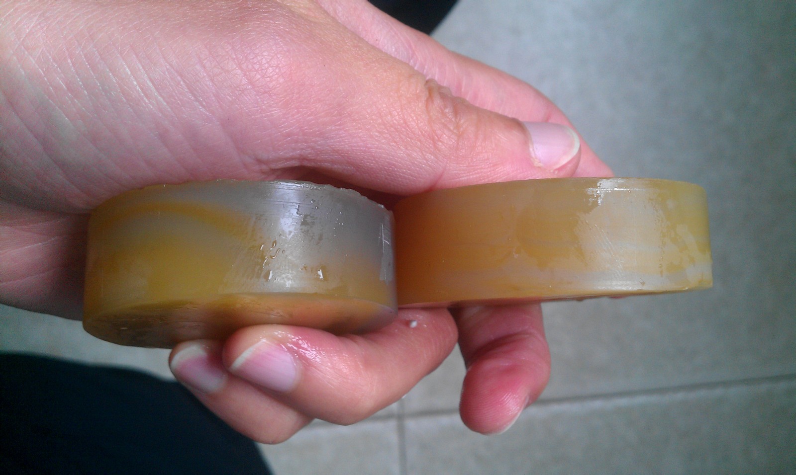 容易失水的玉,玉缺水会变黄