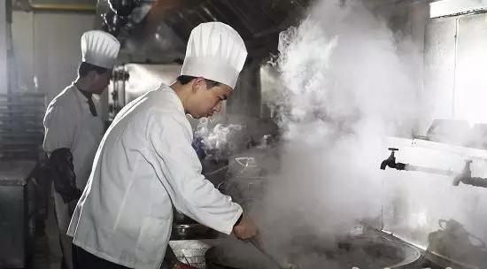 厨师易患6大职业病,厨师死于职业病