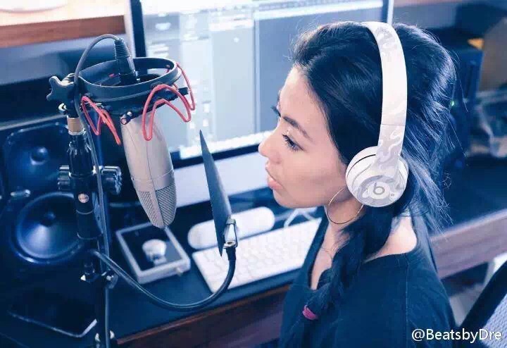 魔声魔音和beats哪个好,魔音耳机beats故事