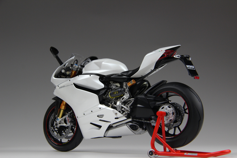 2021宝马s1000rrm版和杜卡迪大魔鬼,杜卡迪streetfighterv4和大魔鬼