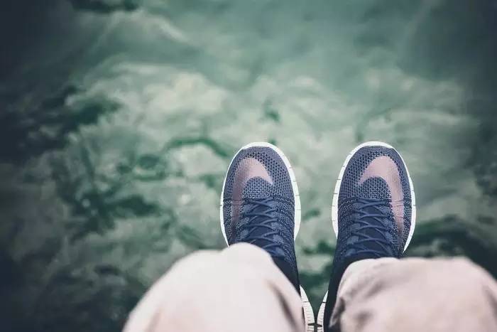 赵云单挑吕布出什么装备,吕布和赵云对抗路