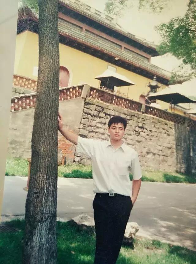 204斤胖子减肥多久可以瘦到150斤,430斤小伙减肥成功瘦121斤