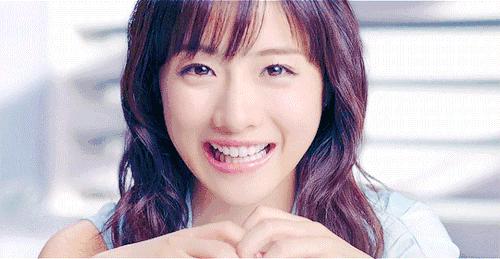 起床第一件事就是穿啥,起床第一件事还在想着穿什么衣服