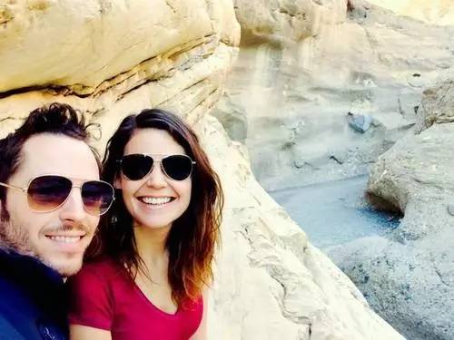 半个世纪前的铁皮箱，打开一个陌生人的罗曼史