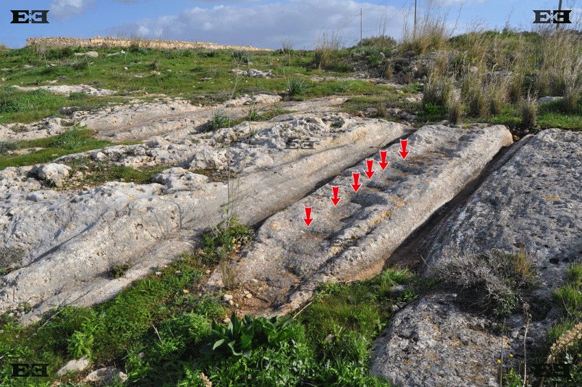 京西古道上的科学擂台：是蹄窝，还是壶穴？|争鸣