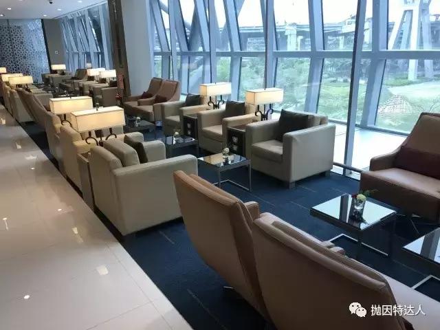 阿联酋航空777头等舱乘坐体验,带你们看一下阿联酋航空头等舱