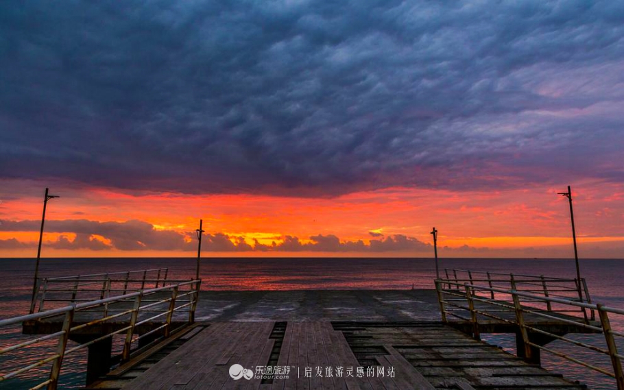这个只有1/3个广东省大小的国家,好