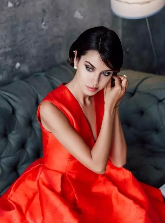 戴什么饰品好看又洋气,怎样戴饰品才显得有气质