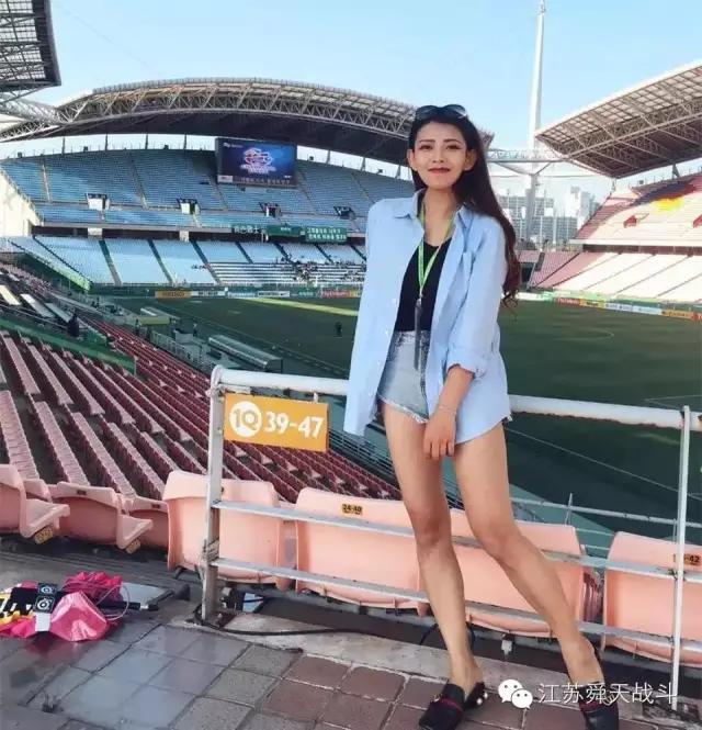 pptv女主播唐艺榕抖音号,唐艺榕为什么被称为浴室歌姬