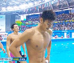 全荆州的美女型男都在这里了！你还不来？！