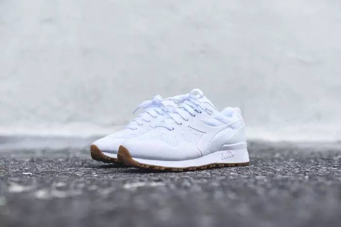 盘点一下最近热门鞋款的一些缺陷,目前最值得入手的鞋款