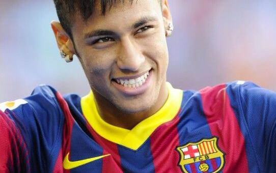 aj5内马尔球鞋,足球明星穿哪双足球鞋