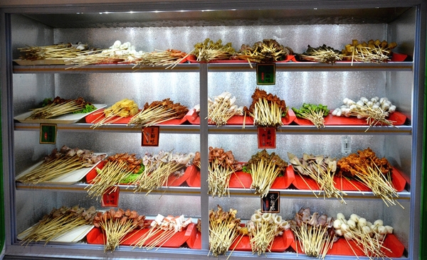 来“童少爷”又见成都名小吃体验最成都的味道