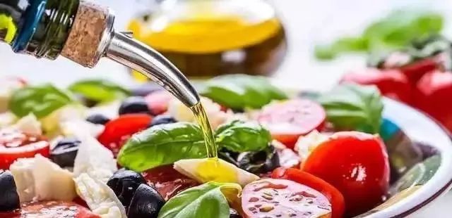 降压十句口诀表,控血压这5个饮食定律离不了