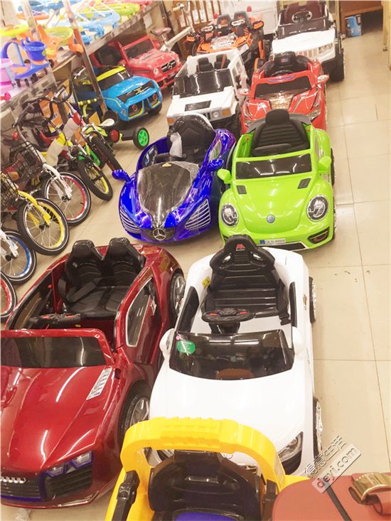 汉正街童装直播间秒杀,汉正街品牌童装直播间