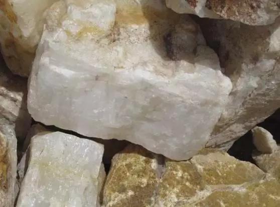 和田玉竟被俄罗斯人铺地砖？！