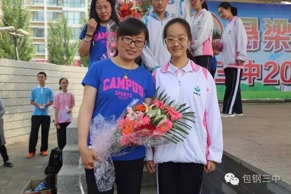 毕业不哭六年级,毕业不哭配乐朗诵