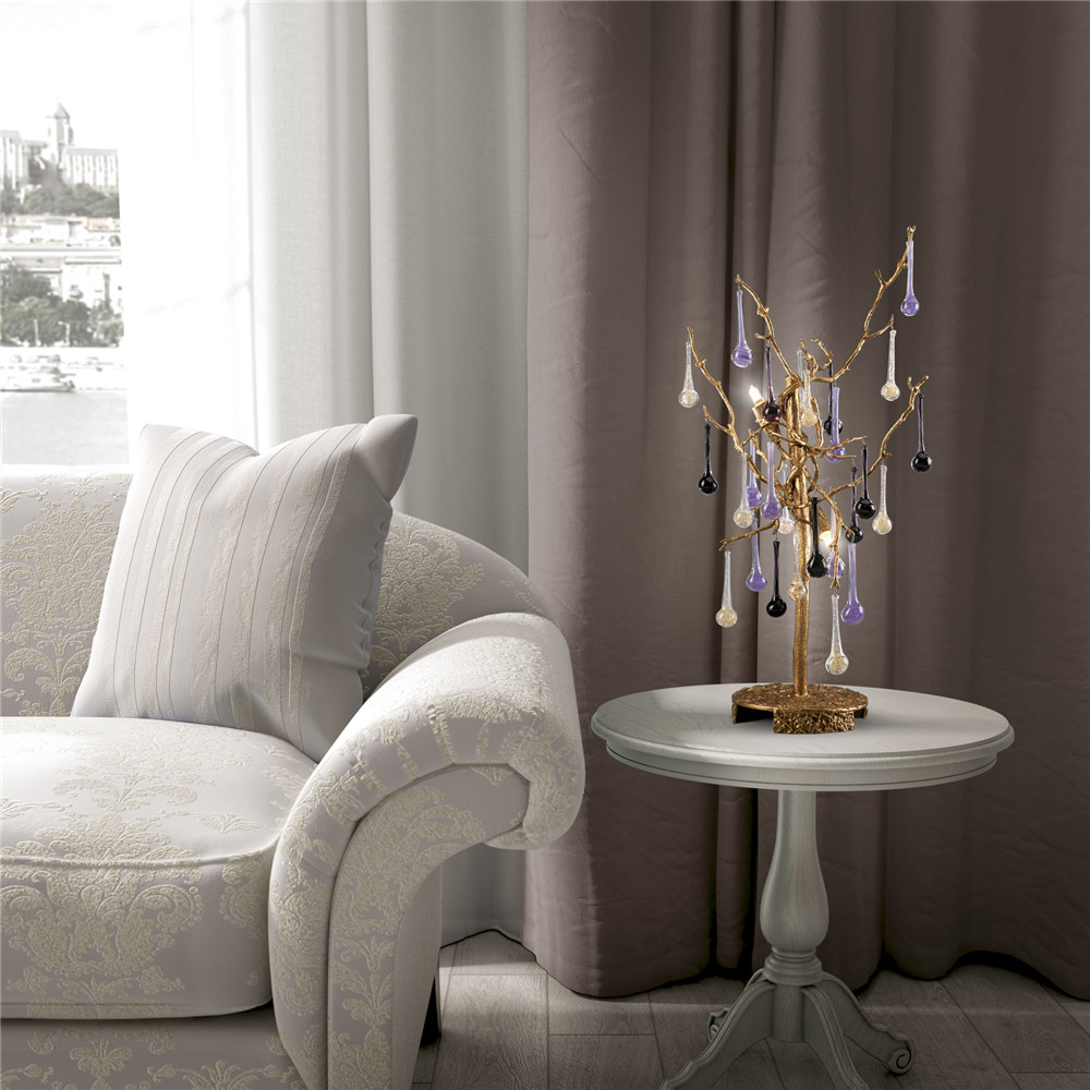 有一盏灯能照亮前方,有一盏灯照亮心扉