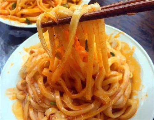 资深吃货看过来，catch一条被忽略的美食老街--红专南路