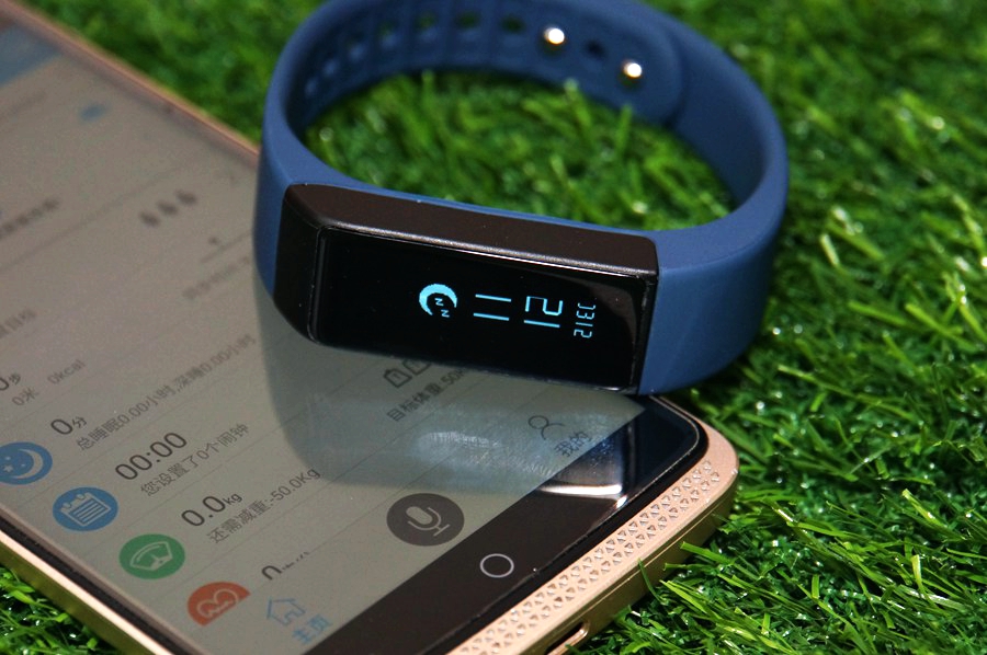 鍩冨井i5鍜宨5plus鍖哄埆,鍩冨井i5plus鏄粈涔堝瀷鍙风殑