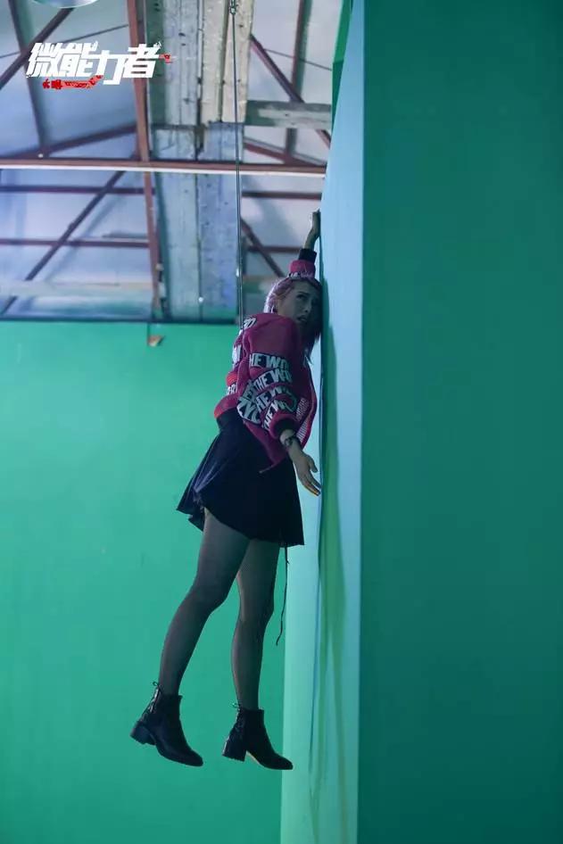 没想到你是这样使尽浑身解数的演员-丸子