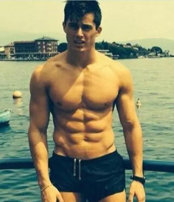 二战时期让德国闻风丧胆的坦克,意大利二战中的奇怪坦克