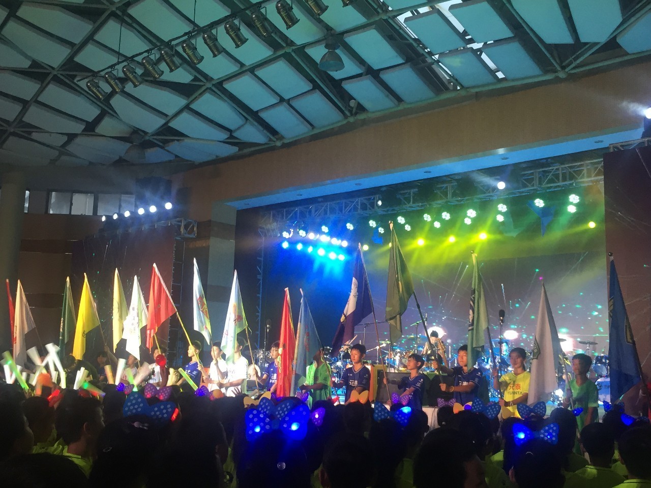 育华小学足球,绿城育华小学运动会