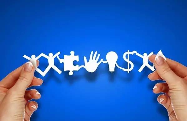 如何快速的进入一个新的圈子,怎么在一个圈子里混起来