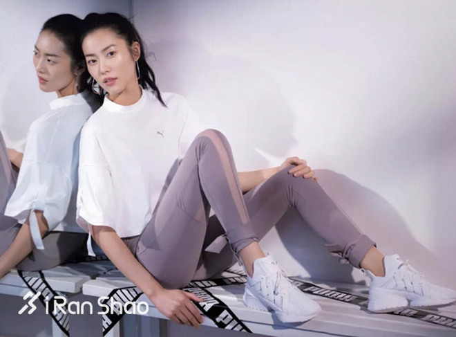 耐克亚瑟士联名跑鞋,一周运动新品春日跑鞋打响技术战