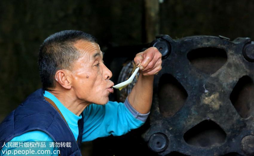 亚麻籽油降三高,亚麻籽油降血脂有效吗