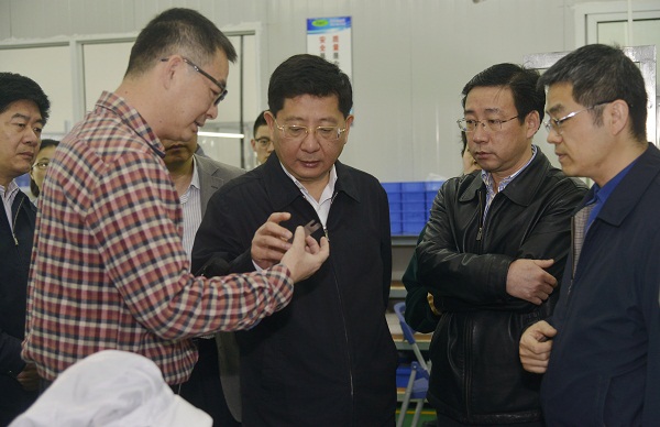 王兴全调研我县工业经济运行情况,鲍峰庭调研调度我县工业经济发展