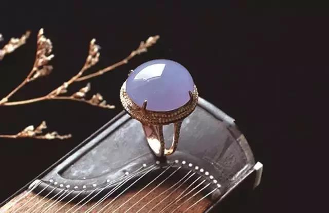 绱壊鐨勭俊缈犲垎鍝嚑绉嶈壊,绱壊缈$繝浼氬け鑹插悧