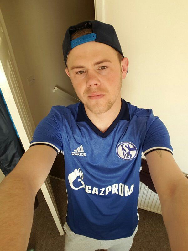 表白爱意,最强沙尔克04