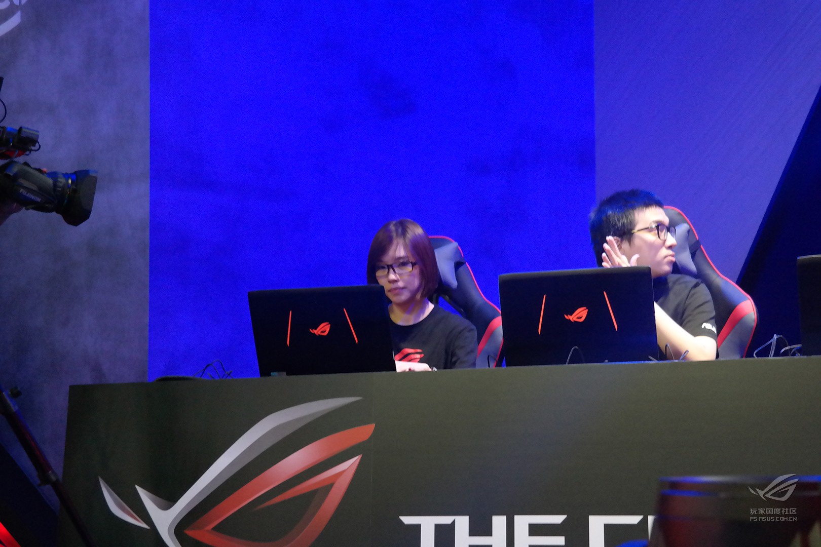 rog败家国度外设,rog败家之眼华硕主机