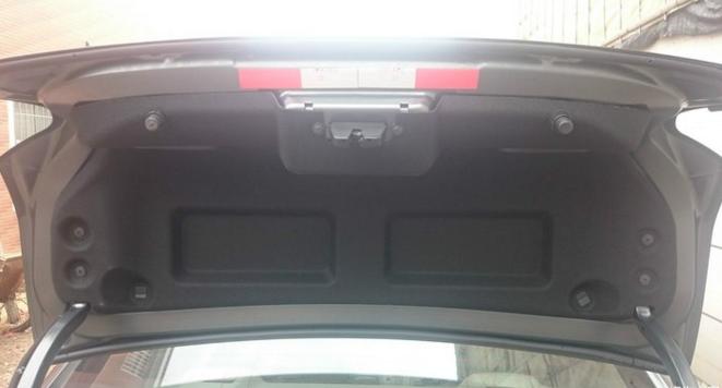 雪铁龙爱丽舍1.6实用性,新款爱丽舍油耗耐用