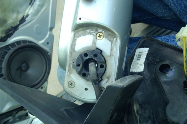 比亚迪f3怎么换后摄像头,比亚迪f3装前置摄像头