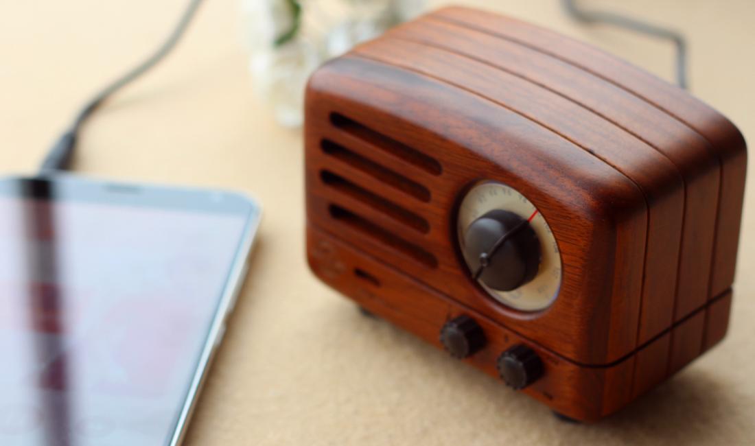 纯木品质古典韵味，聊一聊猫王小王子Radio蓝牙音箱