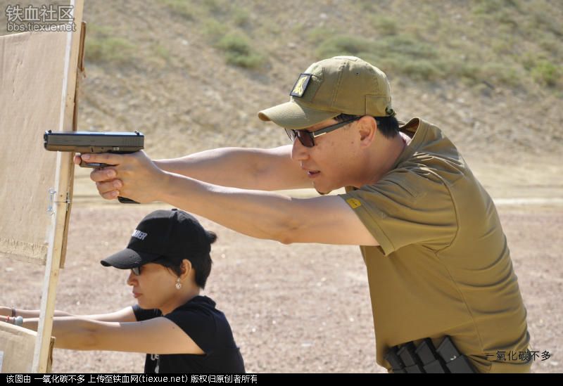 26岁女汉子苦练20年武功越战越勇,女汉子练枪视频