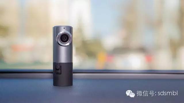 安全,畅玩兼得?极路客T1智能行车记录仪完美体验