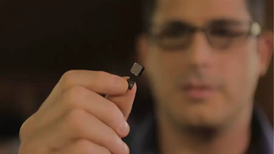 以色列公司强大发明SCiO：扫假货，验真品，地沟油检测神器