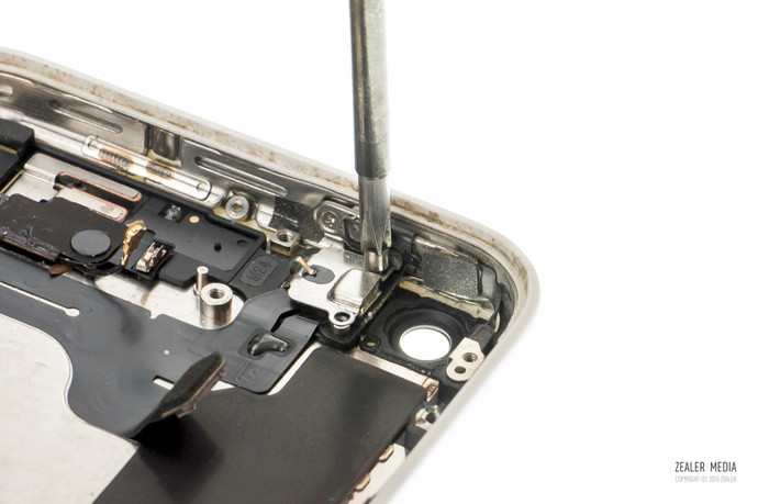 拆iphone5c教程,苹果5c换后壳