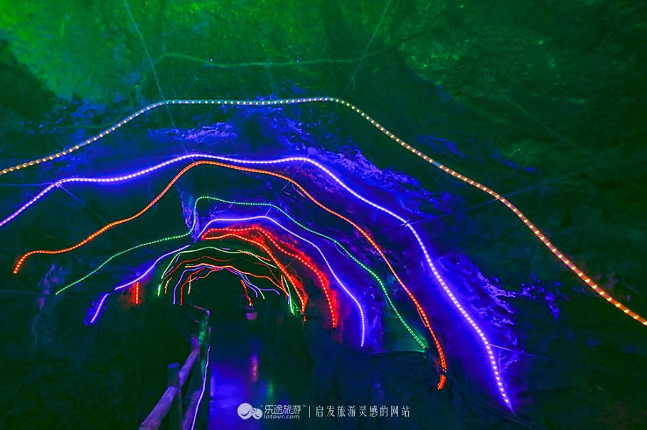 客官，听俺表表山东地下大峡谷的神奇