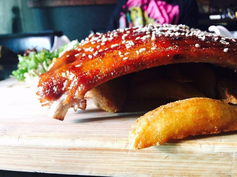 鍚冭揣闆疯揪鍚冨枬鐜╀箰,鍚冭揣闆疯揪