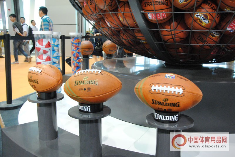 YONEX、阿迪达斯、斯伯丁三大品牌携球类新品重磅亮相