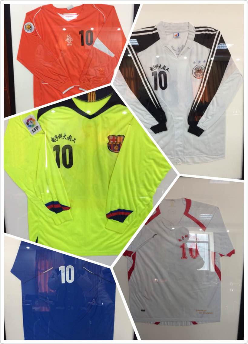 无兄弟不足球,无兄弟不足球下一句