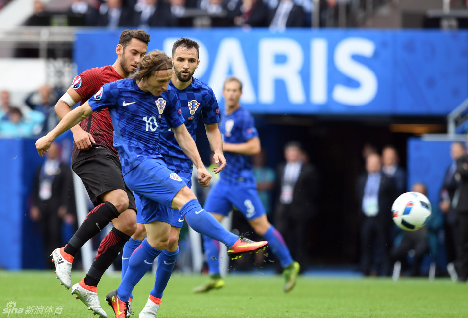 耐克阿迪彪马赞助的球队,欧洲杯阿迪赞助球队