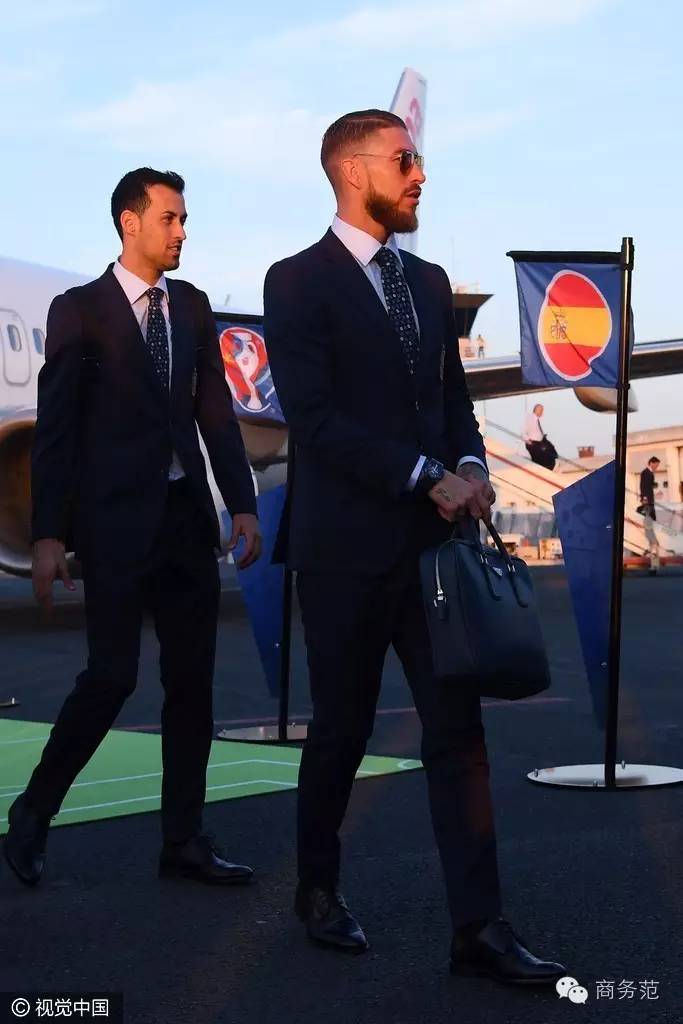 欧洲杯各大球队队徽和名称,欧洲杯各队穿什么颜色球衣