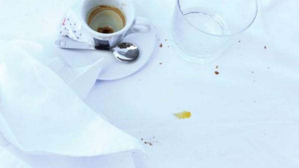 桌布如何铺不容易脏,家里桌布脏了怎样清洗