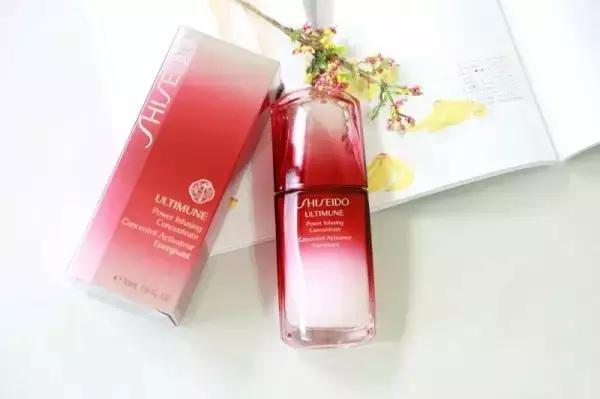 美白保湿精华推荐平价,补水美白精华效果最好的护肤品