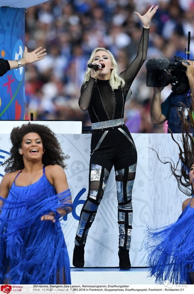 瓒崇悆鍜垖瑙嗛,瓒崇悆鍘熷湴鑸旂悆